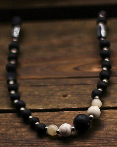 Halskæden Vulkanens Essens – Kulturel Forbindelse